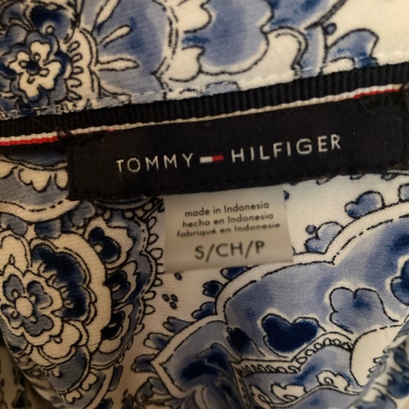 Tommy Hilfiger stretchy western button up - Picture 3 of 3